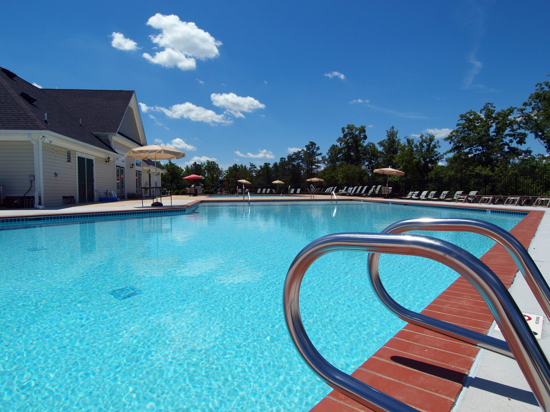 Townhomes Swimming Pool-Boyd Homes Townhomes Swimming Pool-Boyd Homes