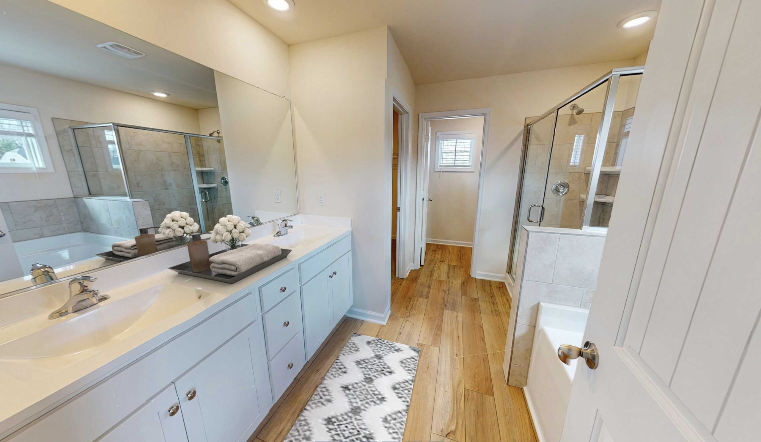 aspen-v1-ownersuite-bath furnished owners suite bathroom in the Aspen by Boyd Homes